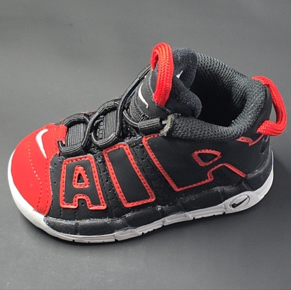 Nike Kids Black and Red Sneakers
